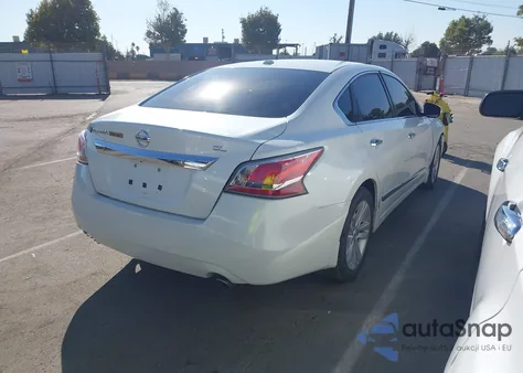 2015 Nissan Altima 2.5 Sl from USA, damaged, VIN 1N4AL3AP8FC171388